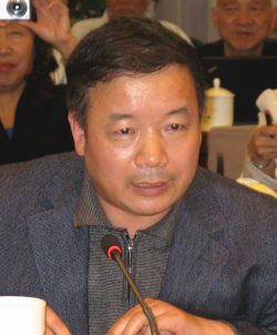 周民良.jpg